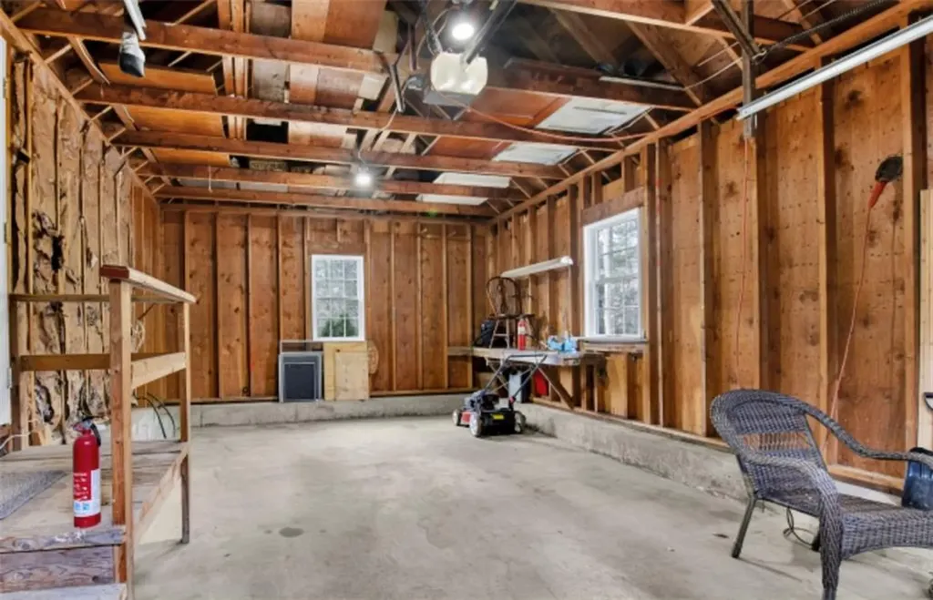 325 South Road Exeter RI 02822