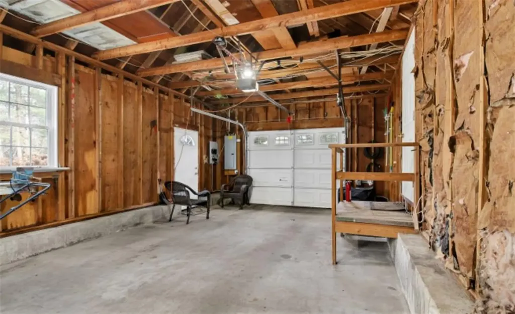 325 South Road Exeter RI 02822