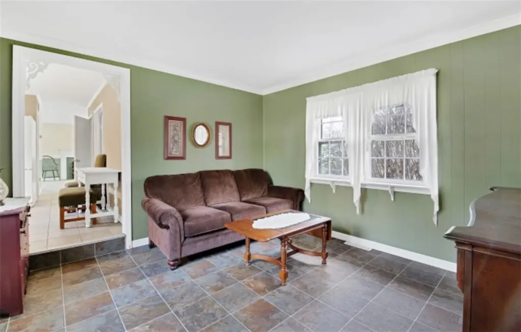 325 South Road Exeter RI 02822