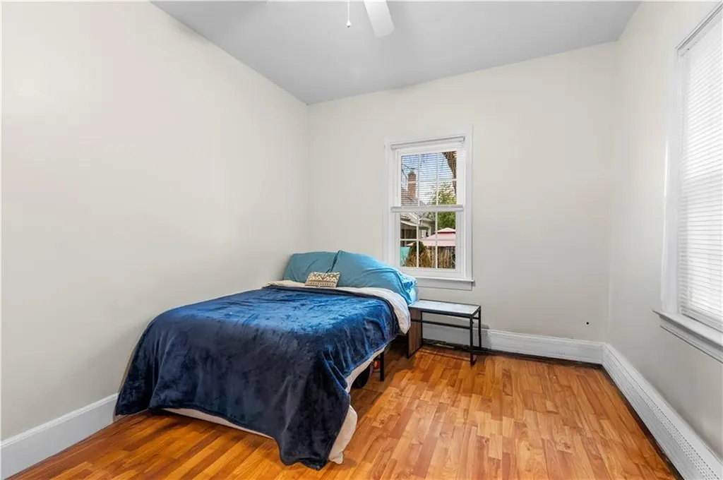 33 Woodhaven Road Pawtucket RI 02861