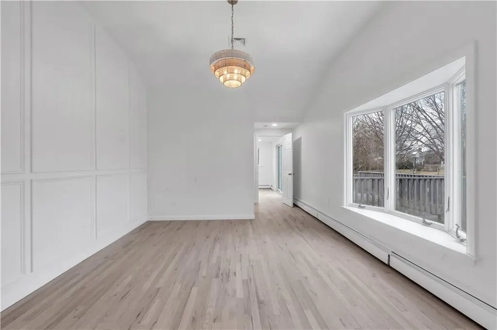 86 Sherwood Terrace Portsmouth RI 02871
