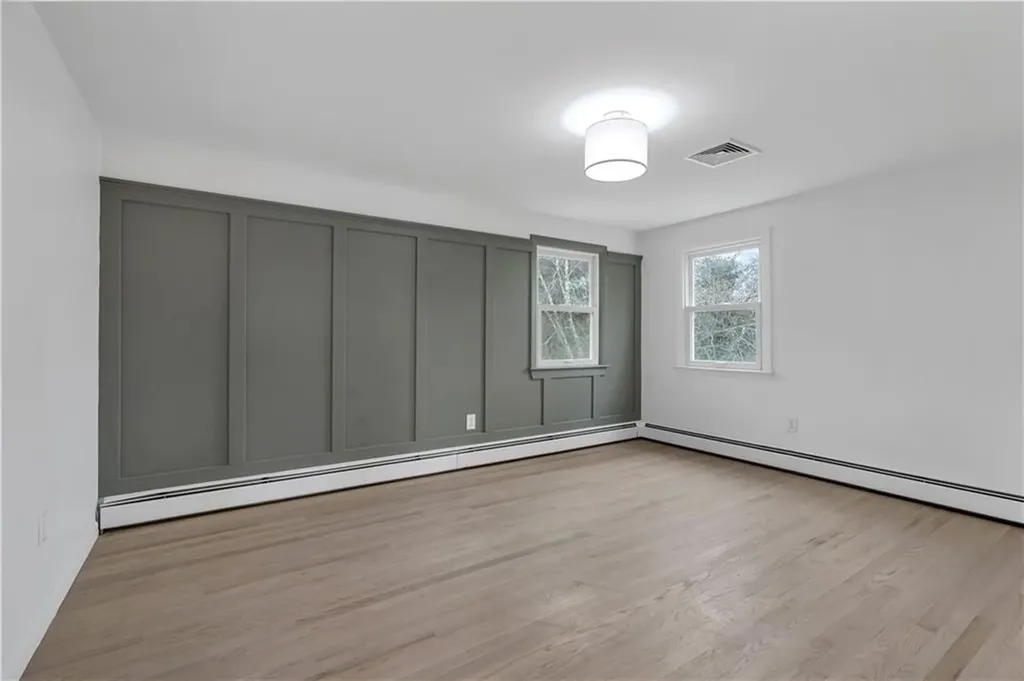 86 Sherwood Terrace Portsmouth RI 02871