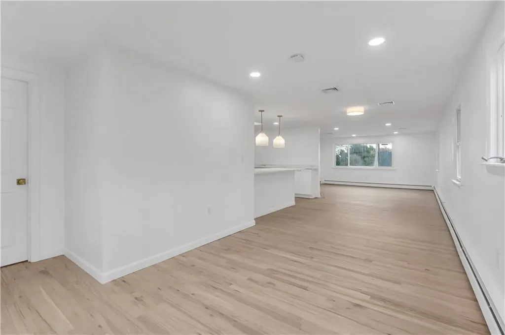 86 Sherwood Terrace Portsmouth RI 02871