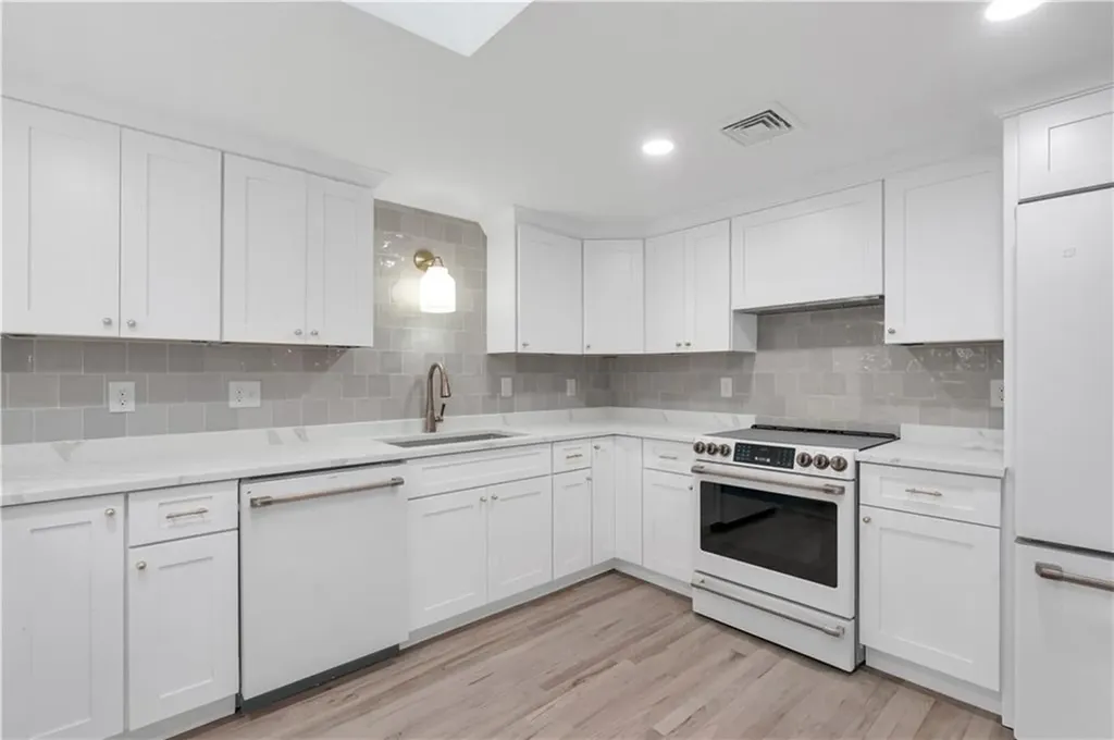 86 Sherwood Terrace Portsmouth RI 02871
