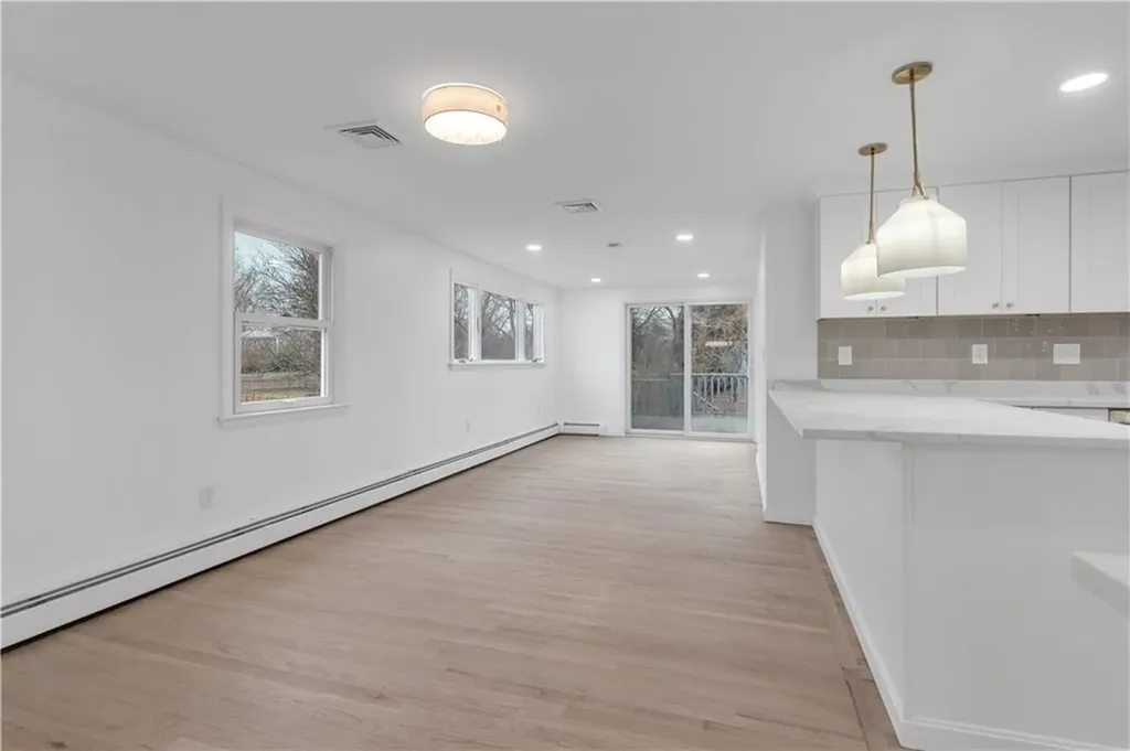 86 Sherwood Terrace Portsmouth RI 02871