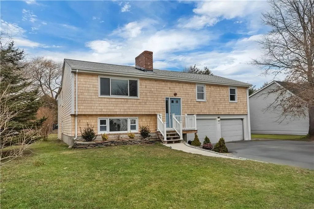 86 Sherwood Terrace Portsmouth RI 02871