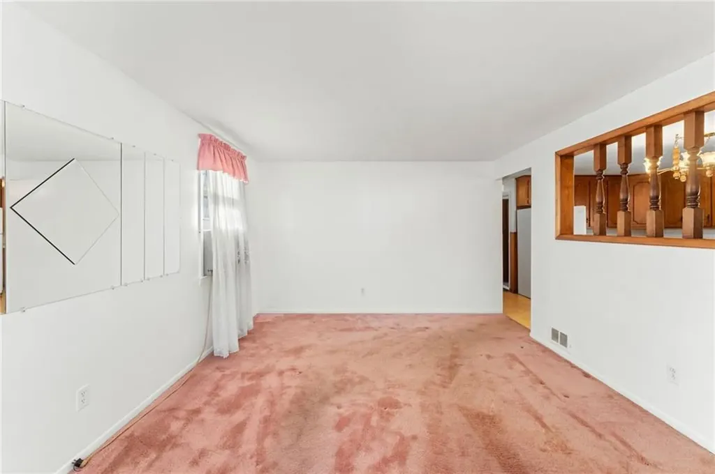 37 Eldridge Avenue Warwick RI 02886