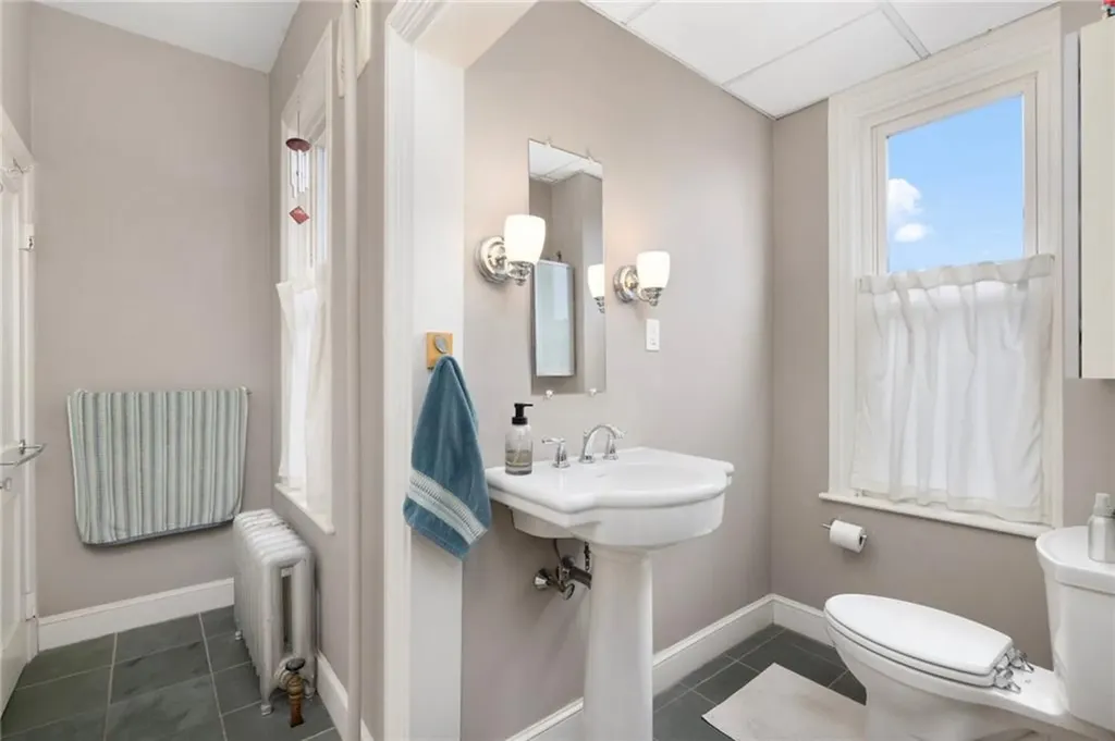 229 Morris Avenue Providence RI 02906