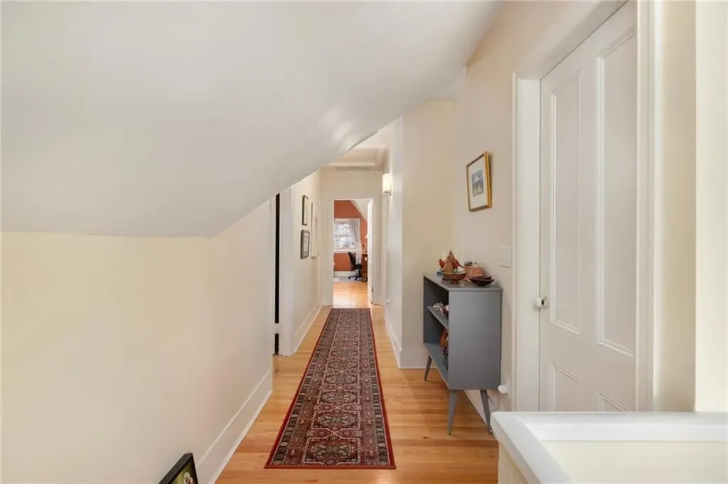 229 Morris Avenue Providence RI 02906