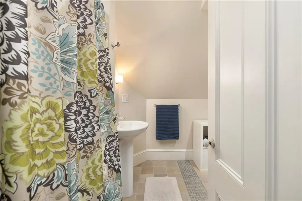 229 Morris Avenue Providence RI 02906