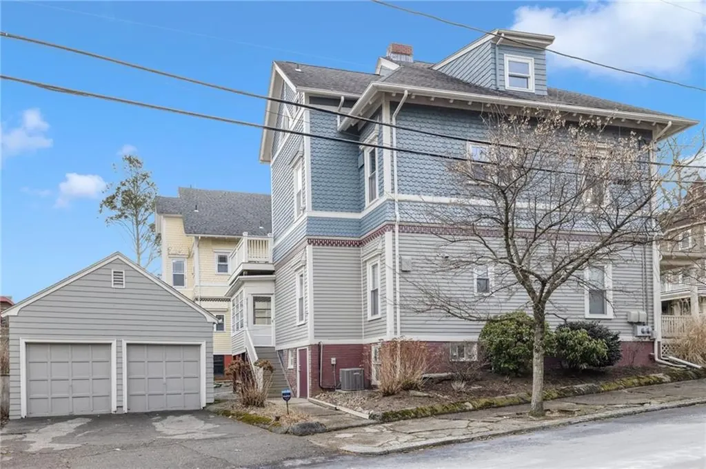229 Morris Avenue Providence RI 02906