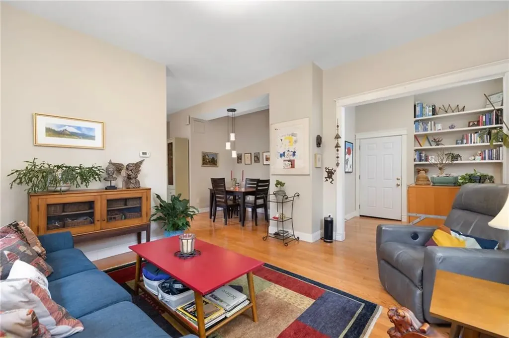 229 Morris Avenue Providence RI 02906