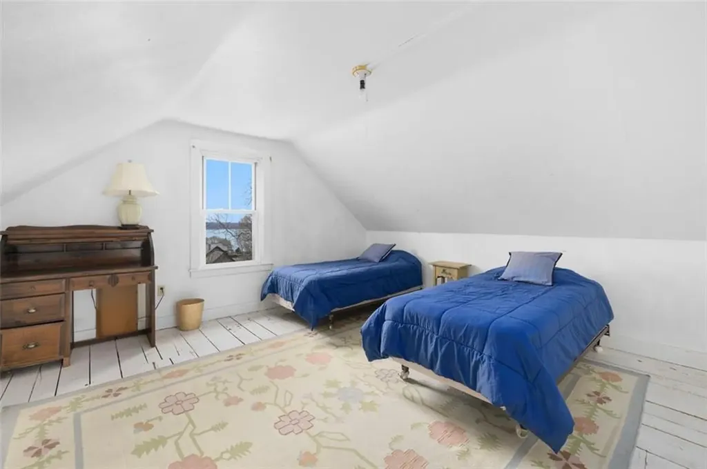 122 Ferry Road North Kingstown RI 02874