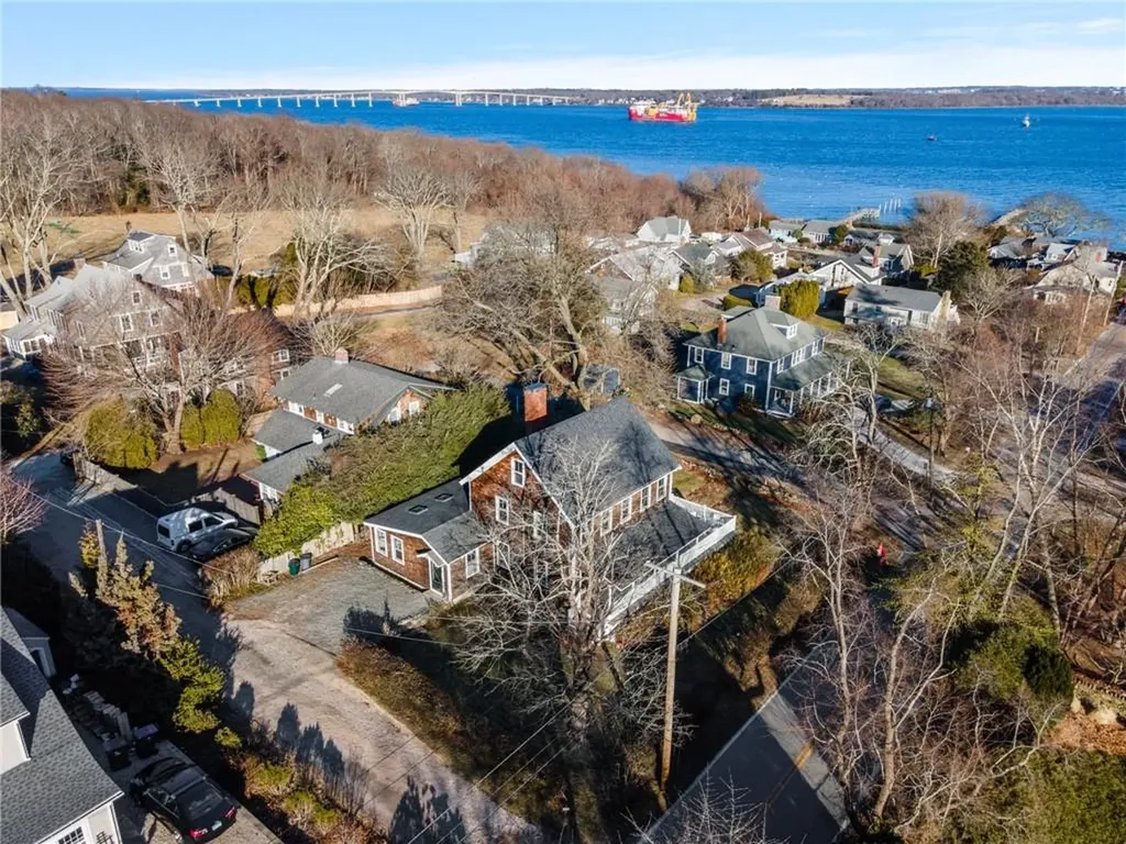 122 Ferry Road North Kingstown RI 02874