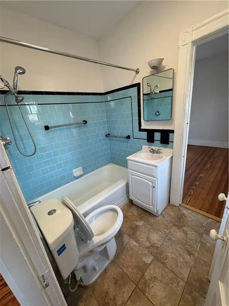 19 Manning Street Pawtucket RI 02860