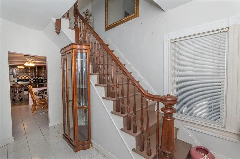 113 Union Street Bristol RI 02809