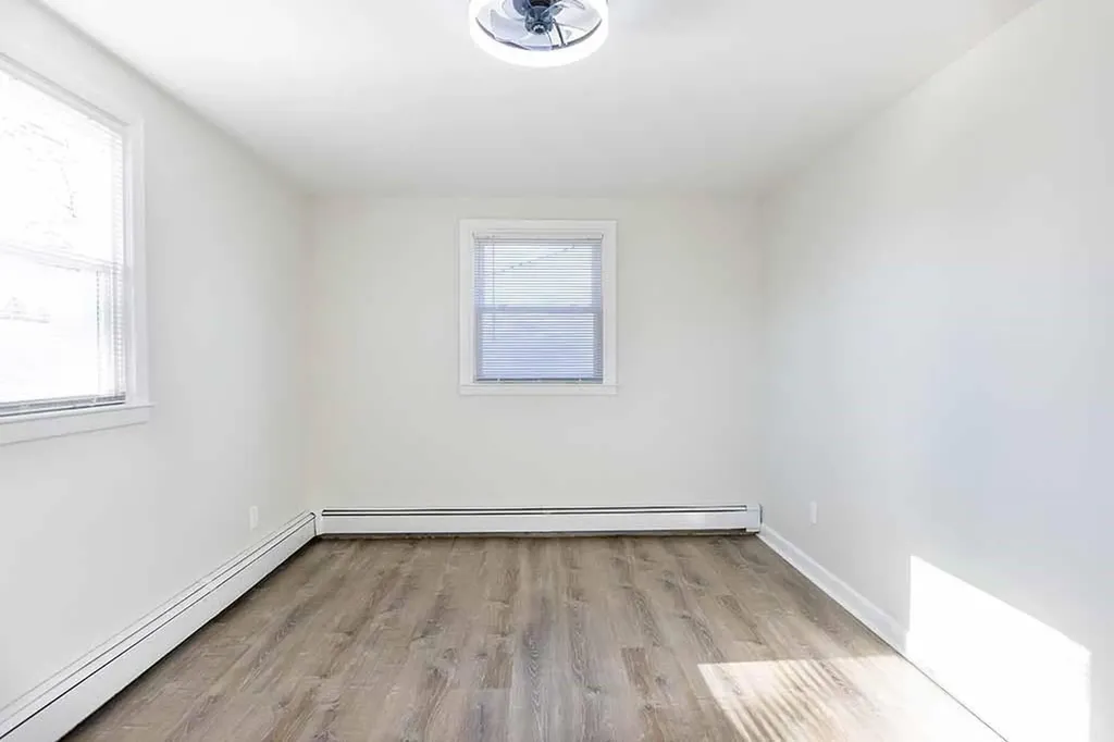 79 Duncan Road Warwick RI 02886