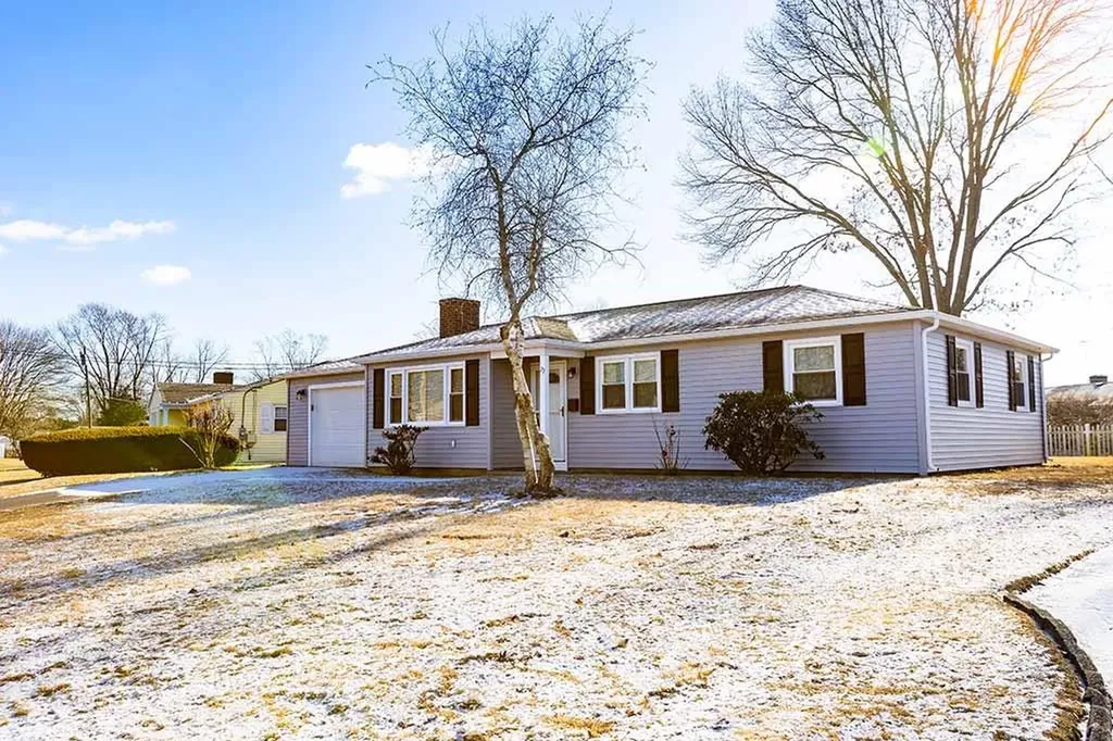 79 Duncan Road Warwick RI 02886