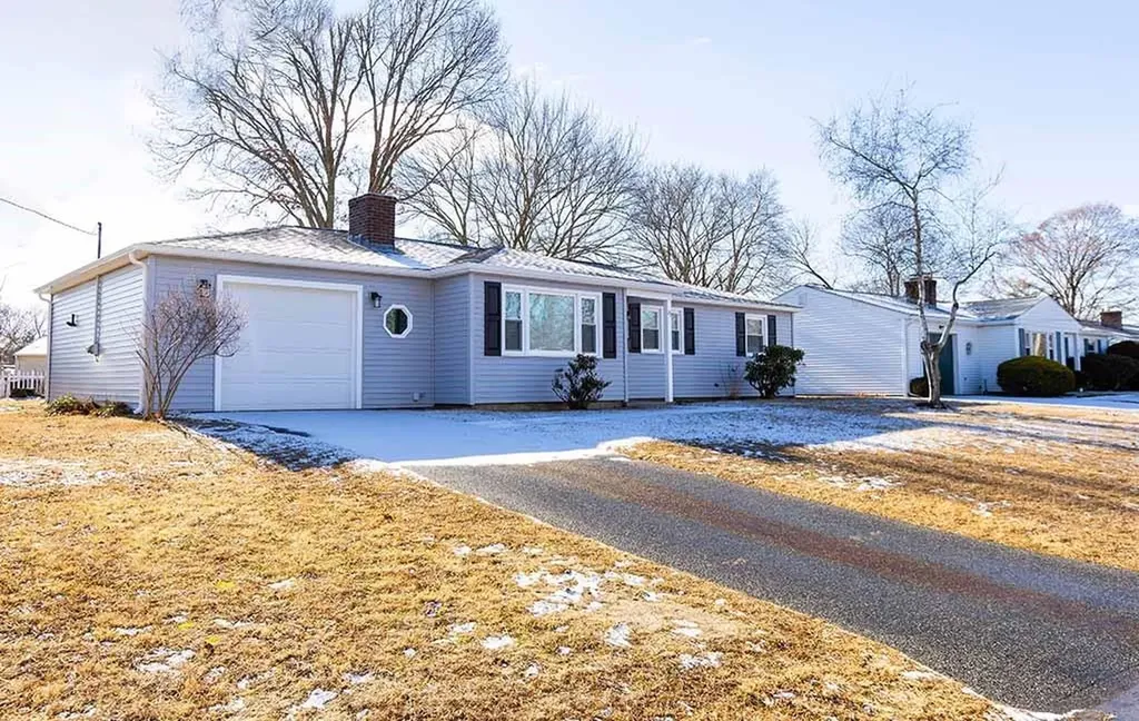 79 Duncan Road Warwick RI 02886