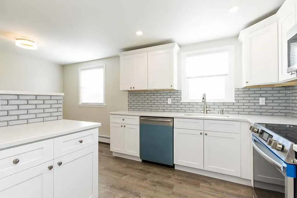 79 Duncan Road Warwick RI 02886