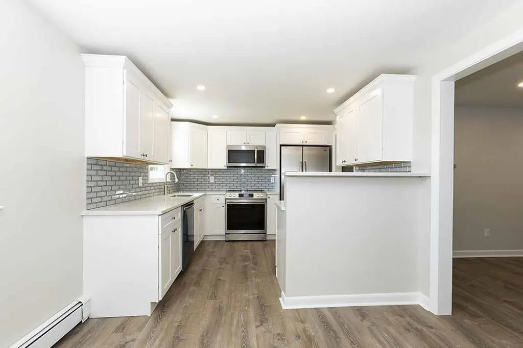 79 Duncan Road Warwick RI 02886
