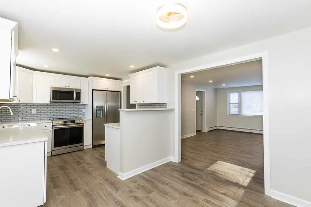 79 Duncan Road Warwick RI 02886