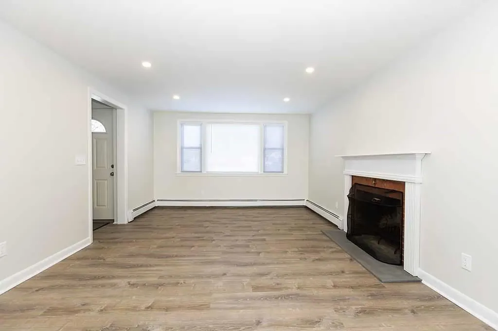 79 Duncan Road Warwick RI 02886