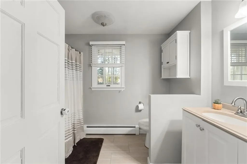 119 Peckham Lane Coventry RI 02816