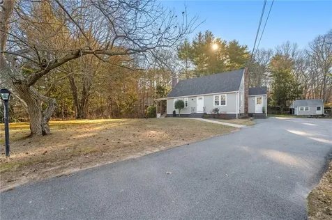 119 Peckham Lane Coventry RI 02816