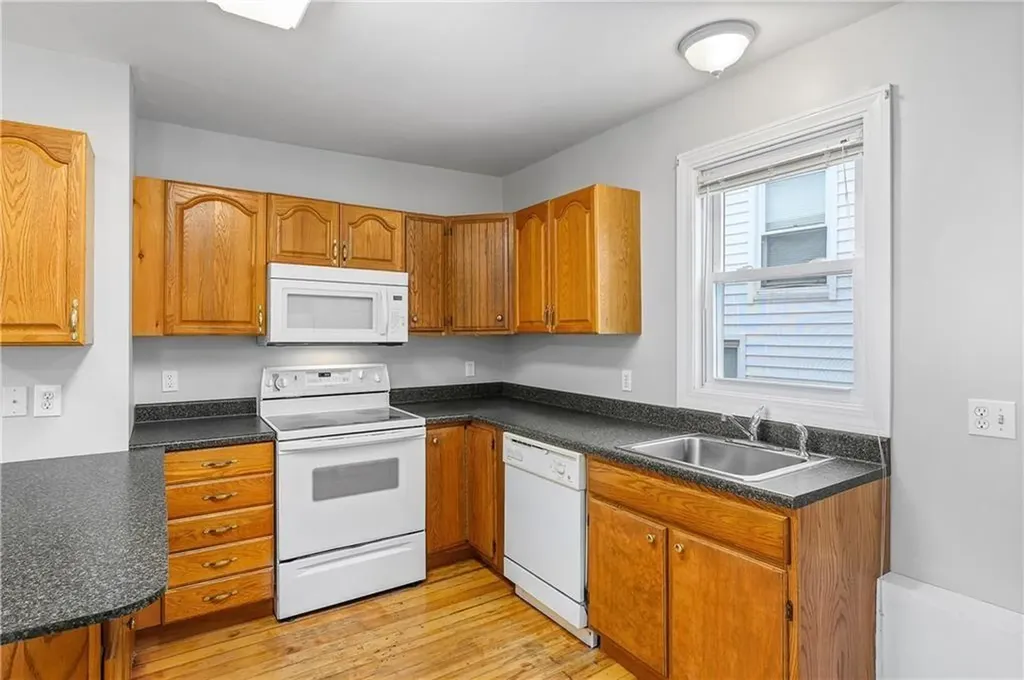 29 Pleasant Street Cumberland RI 02864
