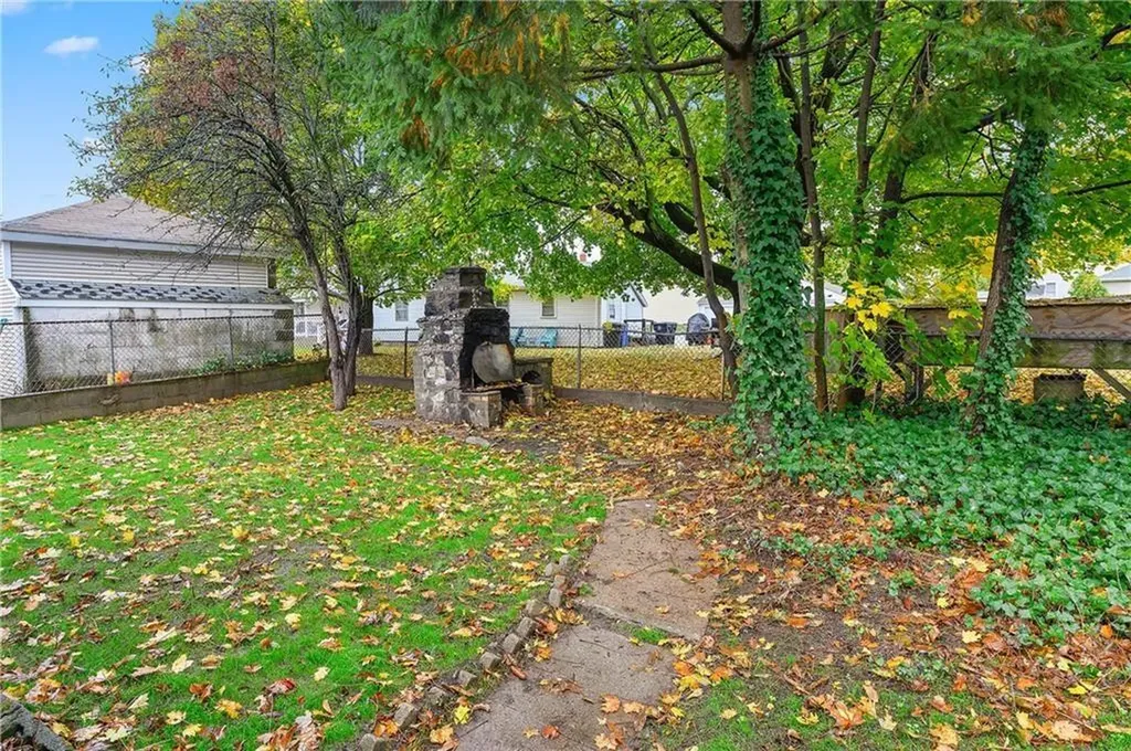 29 Pleasant Street Cumberland RI 02864