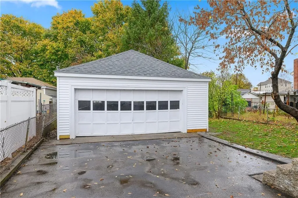 29 Pleasant Street Cumberland RI 02864