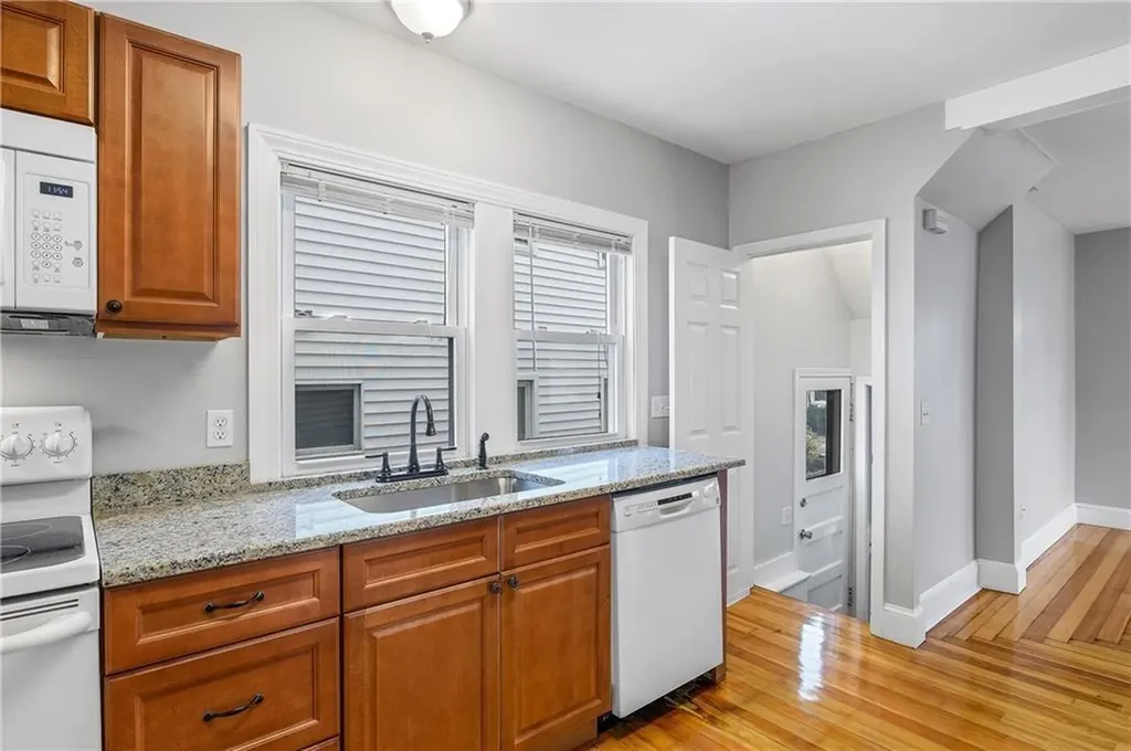 29 Pleasant Street Cumberland RI 02864