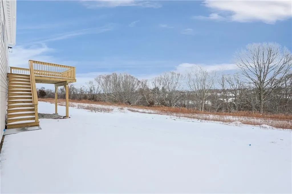 325 Freedom Trail Drive Portsmouth RI 02871