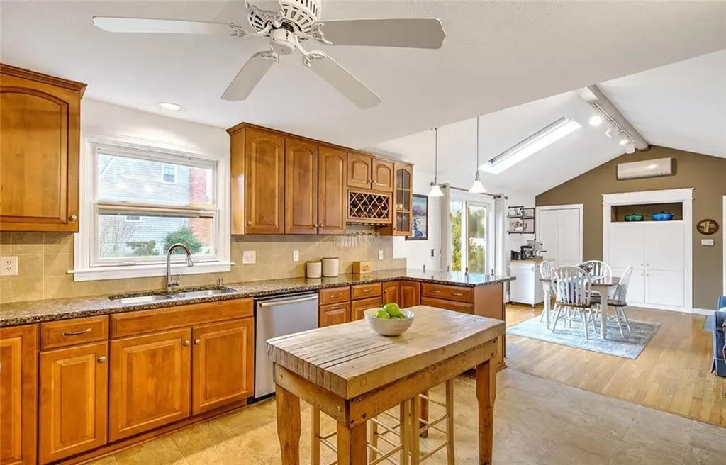 8 Ursula Drive Bristol RI 02809