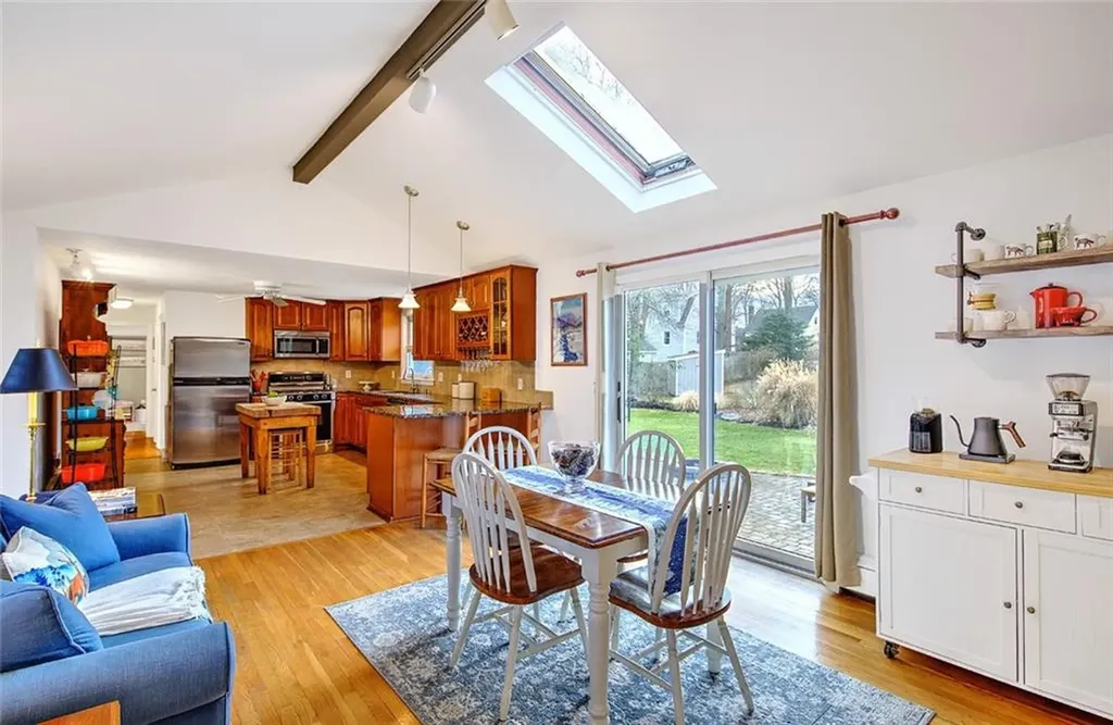 8 Ursula Drive Bristol RI 02809