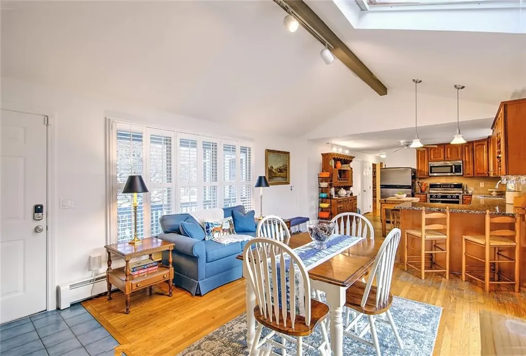 8 Ursula Drive Bristol RI 02809