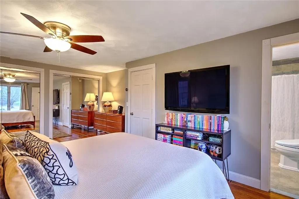 8 Ursula Drive Bristol RI 02809