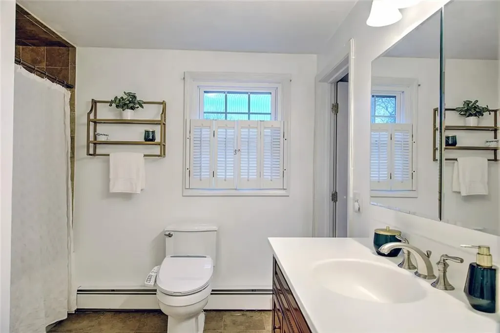 8 Ursula Drive Bristol RI 02809