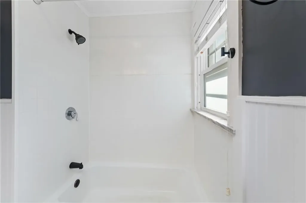 87 Blodgett Avenue Pawtucket RI 02860