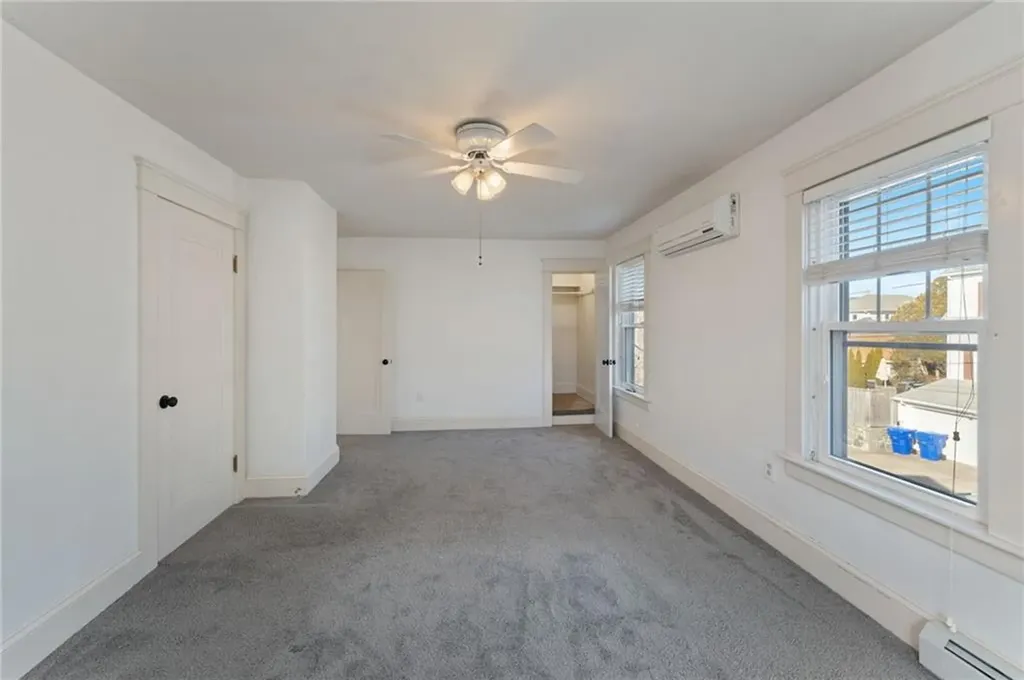 87 Blodgett Avenue Pawtucket RI 02860