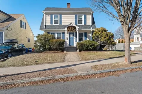 87 Blodgett Avenue Pawtucket RI 02860