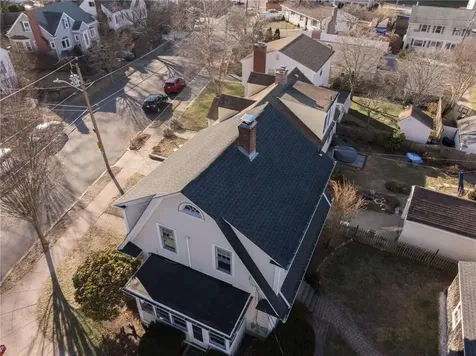 87 Blodgett Avenue Pawtucket RI 02860