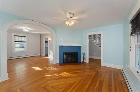 87 Blodgett Avenue Pawtucket RI 02860