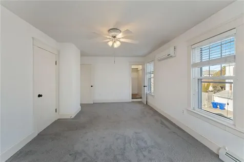 87 Blodgett Avenue Pawtucket RI 02860