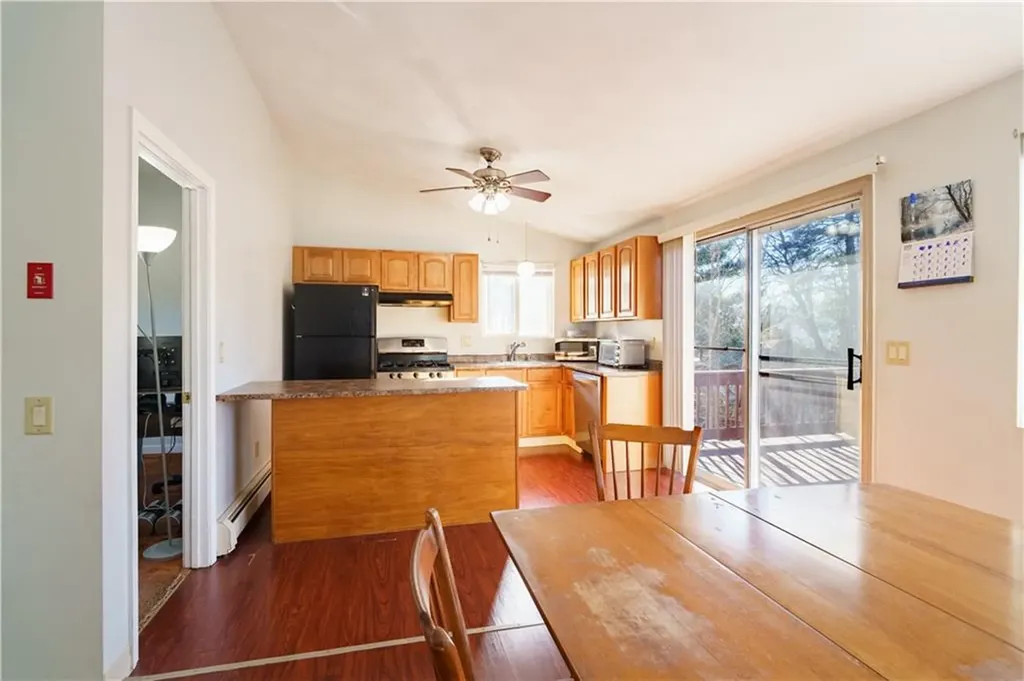 15 Abbott Avenue Warwick RI 02886
