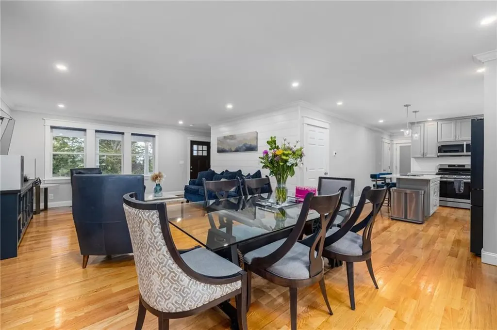 41 Bristol Ferry Road Portsmouth RI 02871