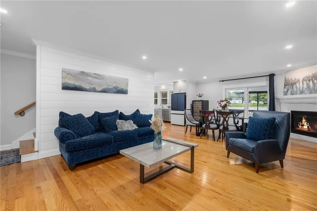 41 Bristol Ferry Road Portsmouth RI 02871
