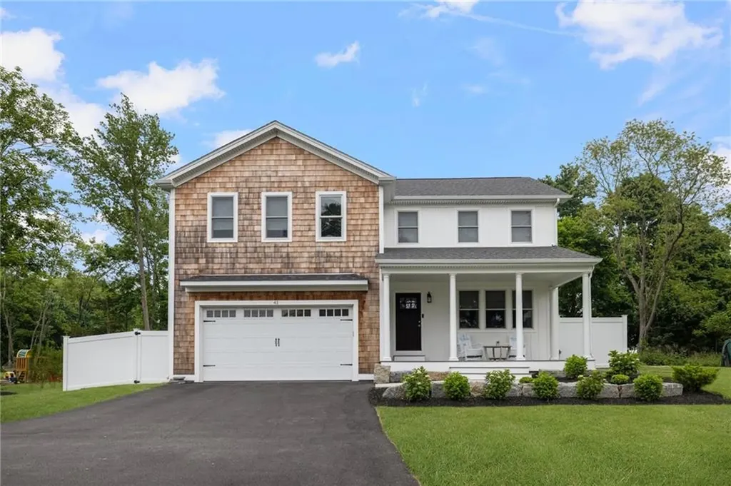 41 Bristol Ferry Road Portsmouth RI 02871