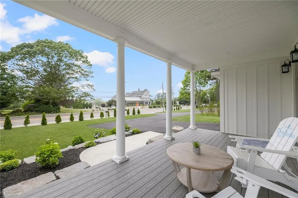 41 Bristol Ferry Road Portsmouth RI 02871